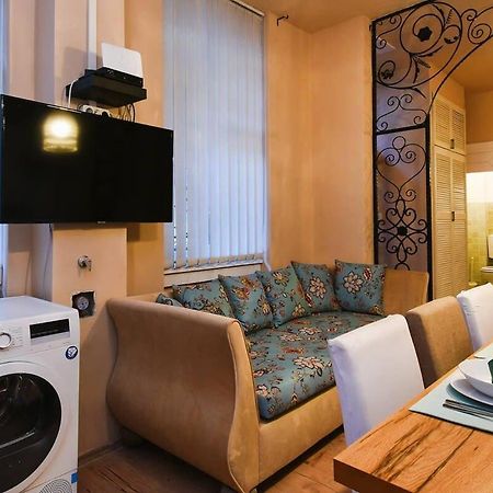 Very Central Very Spacious New Home ブダペスト エクステリア 写真