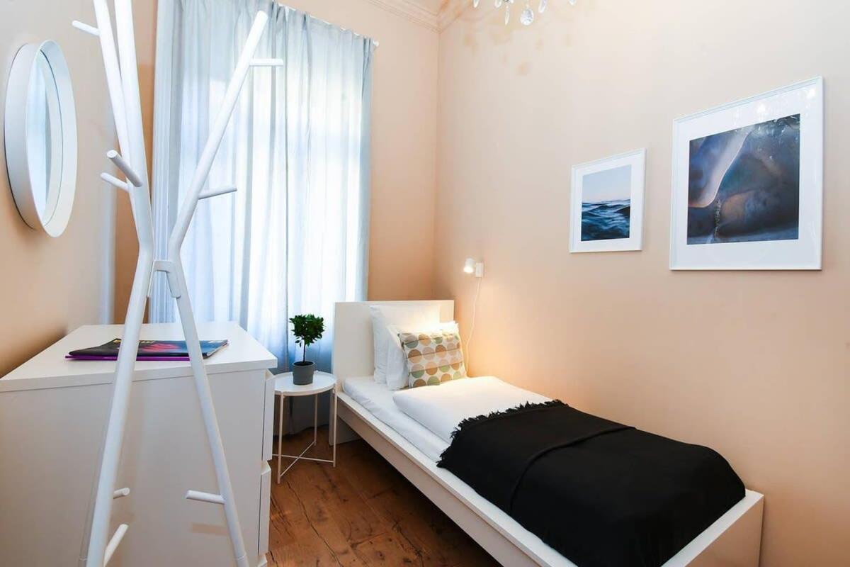 Very Central Very Spacious New Home ブダペスト エクステリア 写真