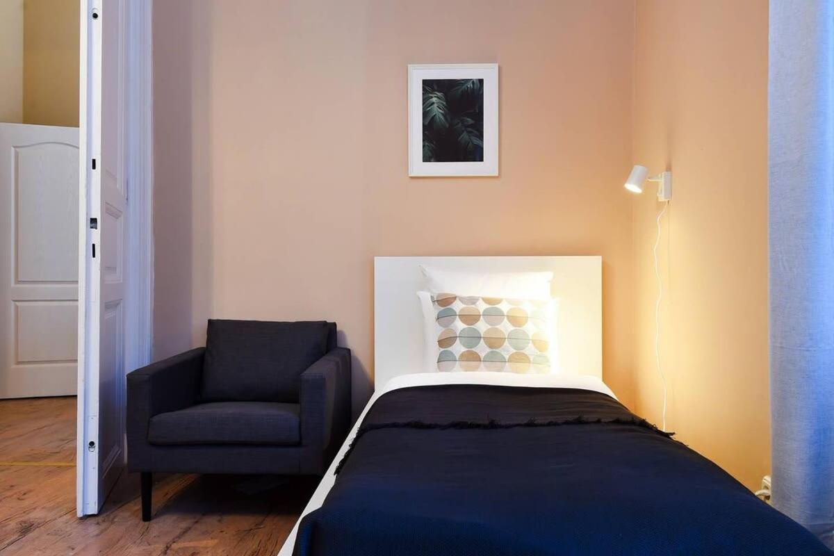 Very Central Very Spacious New Home ブダペスト エクステリア 写真