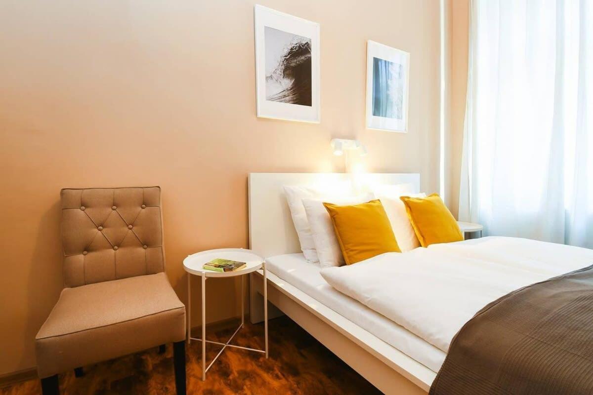 Very Central Very Spacious New Home ブダペスト エクステリア 写真